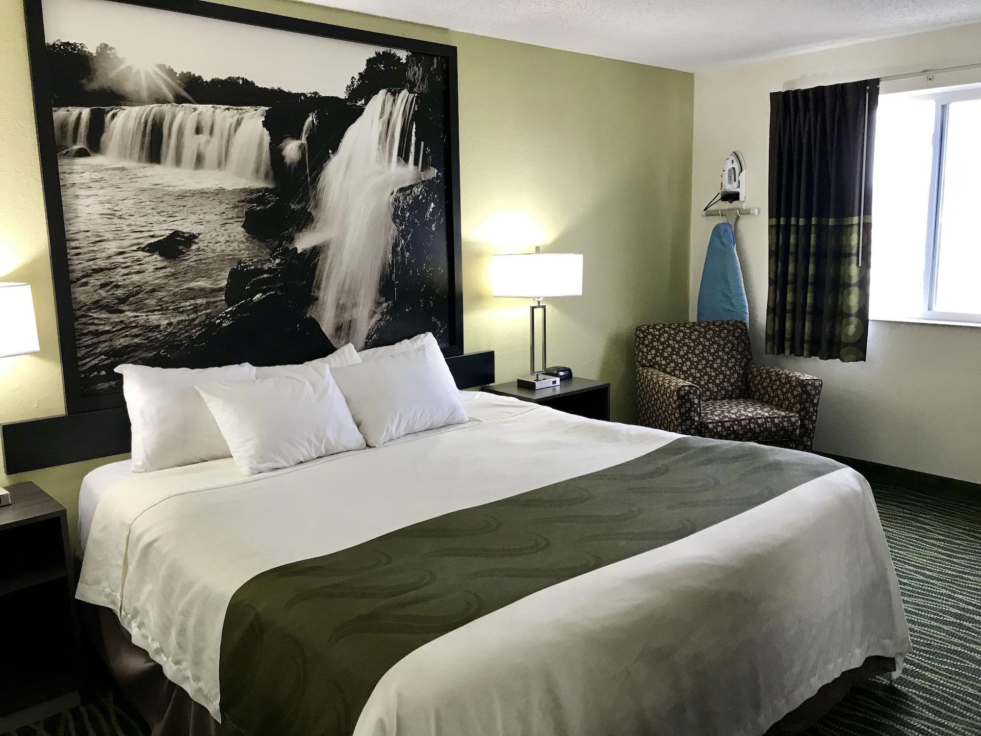 Super 8 By Wyndham Independence Kansas City Exterior photo