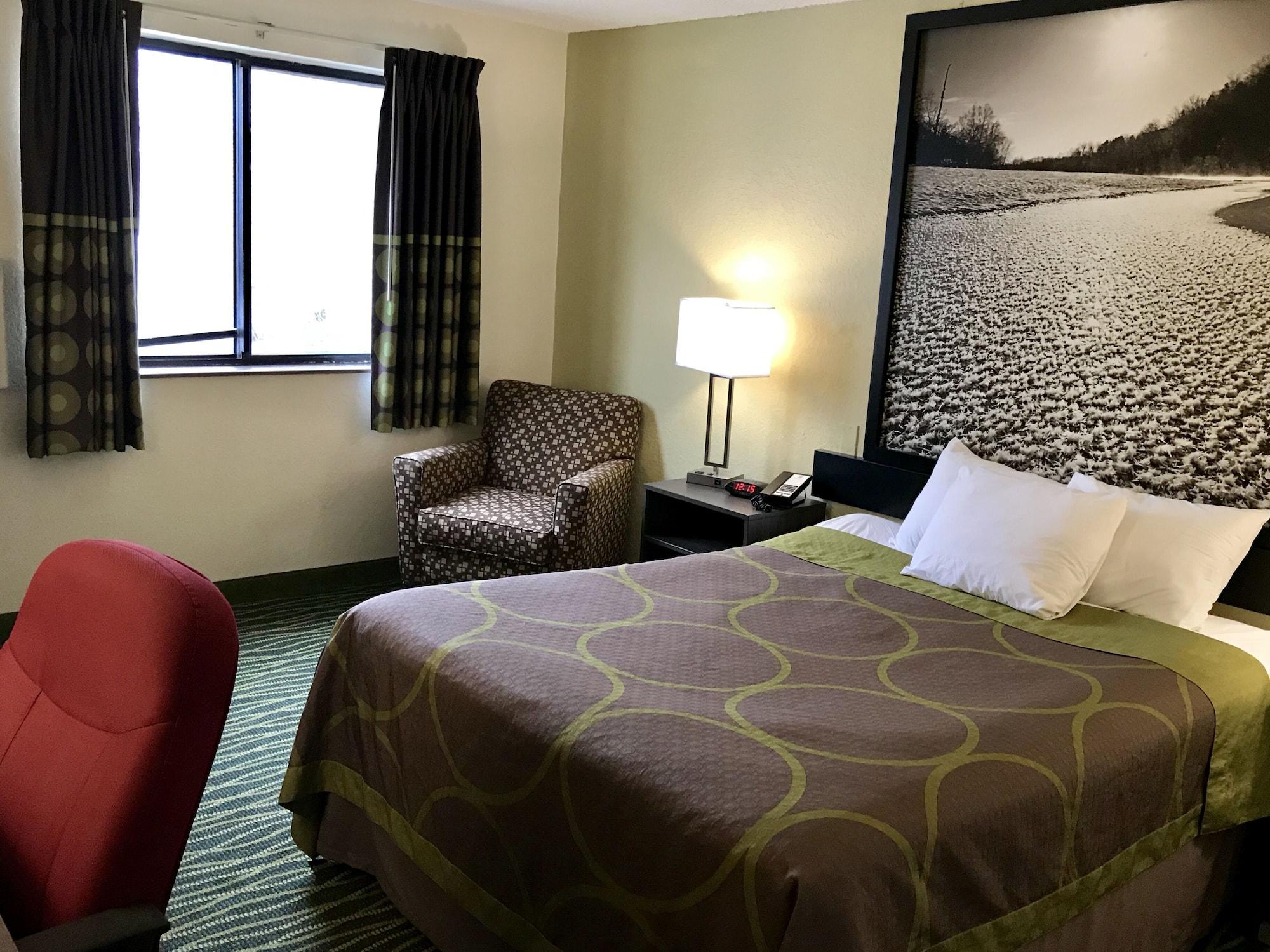 Super 8 By Wyndham Independence Kansas City Exterior photo